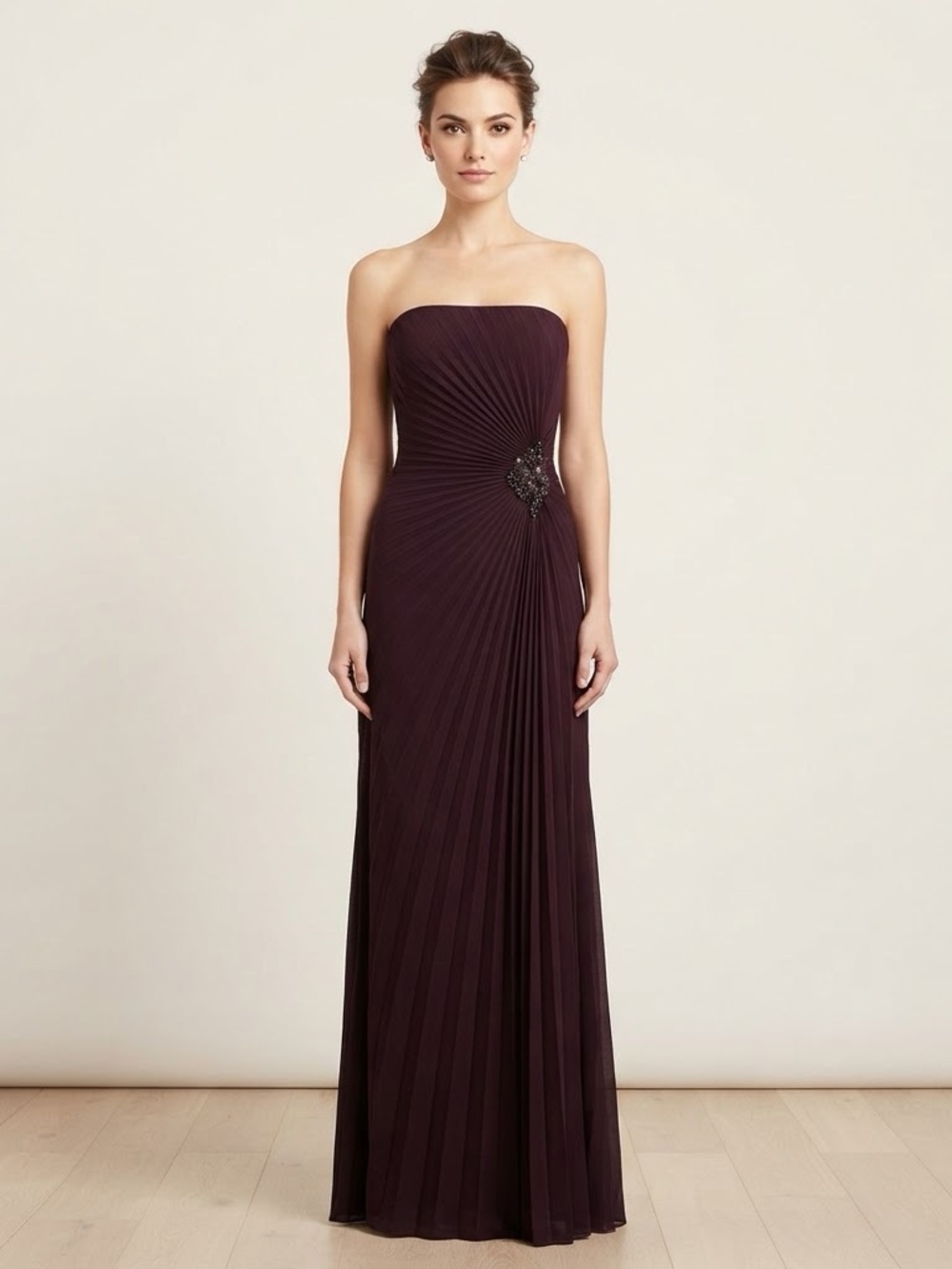David Meister Size 4 Plum Strapless Pleated Beaded Formal Evening Maxi Gown